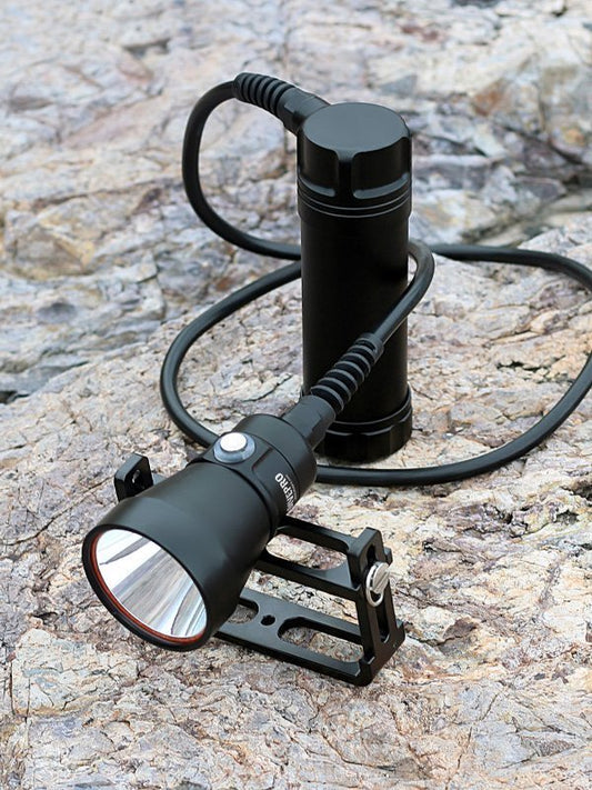 DIVEPRO CL4200S 4200Lumens