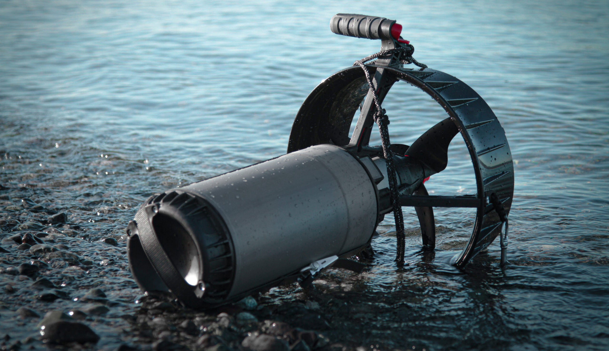 BlackTip Travel Scooter| AP Diving | Silent Diving | Scuba Rebreather